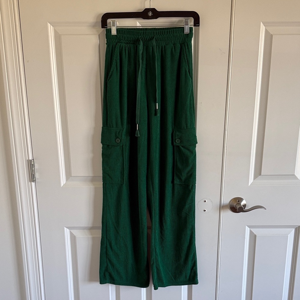 New Mix Green Wide-Leg Corduroy Cargo Pants Size Small - Picture 1 of 7
